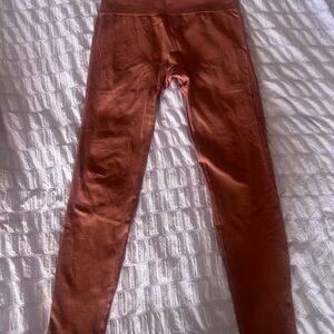 Women's Rust Leggings new without tag M